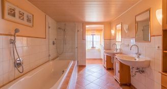 von_poll_real_estate_property_LH642_image_9