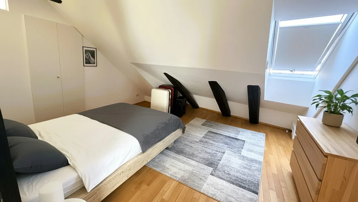 Schlafbereich 2. Ebene / KI Homestaging