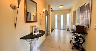 von_poll_real_estate_property_25258026_image_5