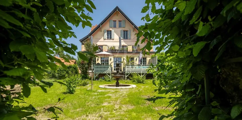 von Poll Immobilien GmbH