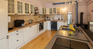 von_poll_real_estate_property_US570_image_15