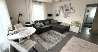 von_poll_real_estate_property_25258032_image_0