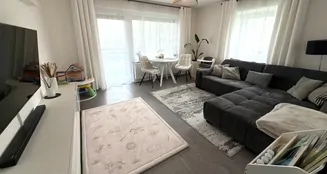 von_poll_real_estate_property_25258032_image_7