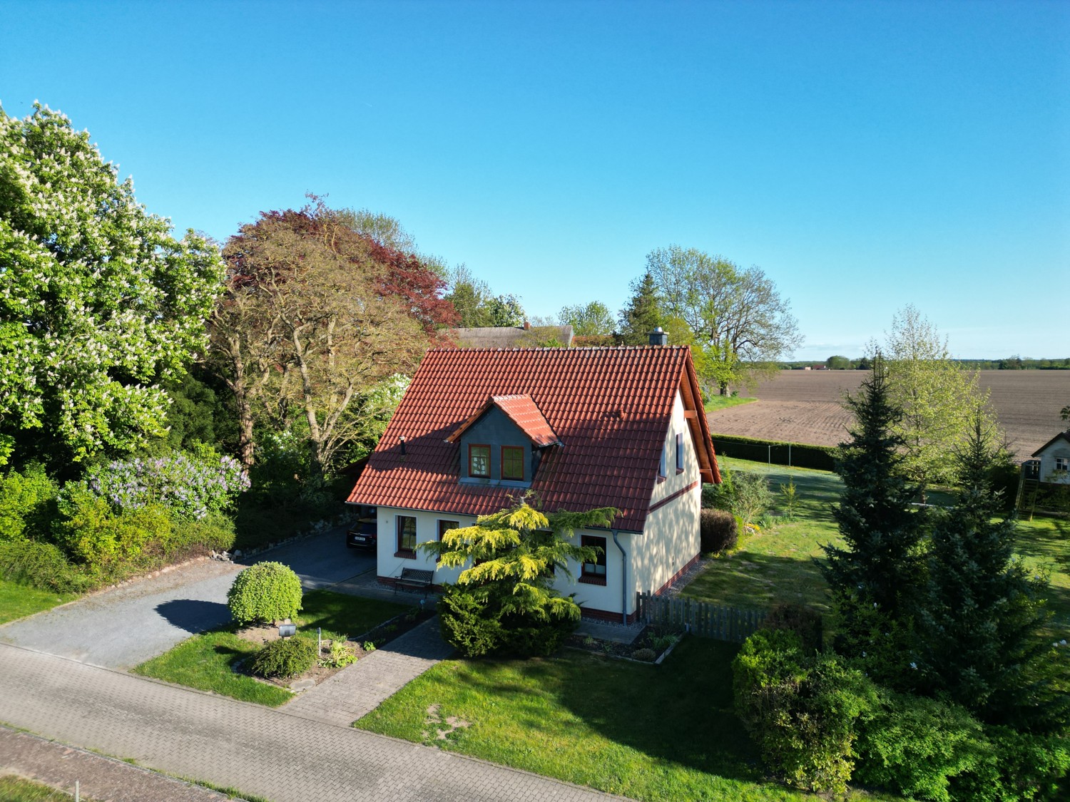Ansicht straßenseitig