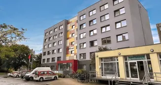 von_poll_real_estate_property_25466015_image_0