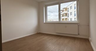 von_poll_real_estate_property_25466015_image_3