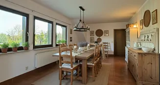 von_poll_real_estate_property_25466023_image_1