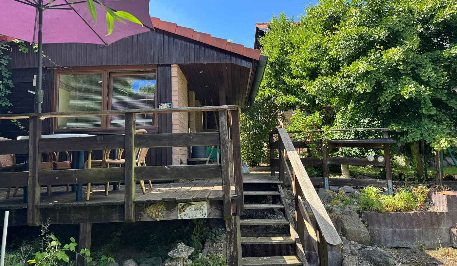 Gartenhaus mit Terrasse