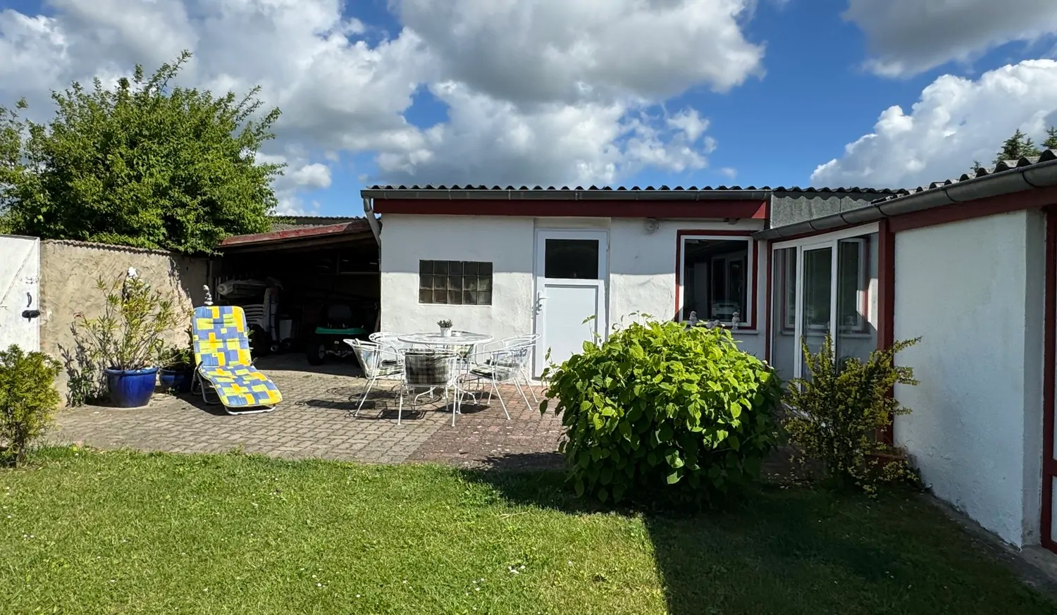 Ansicht Nebengebäude