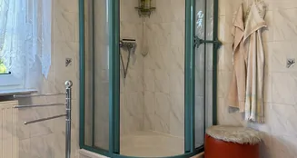 von_poll_real_estate_property_25466033_image_7