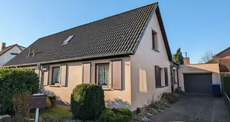 von_poll_real_estate_property_25466038_image_0