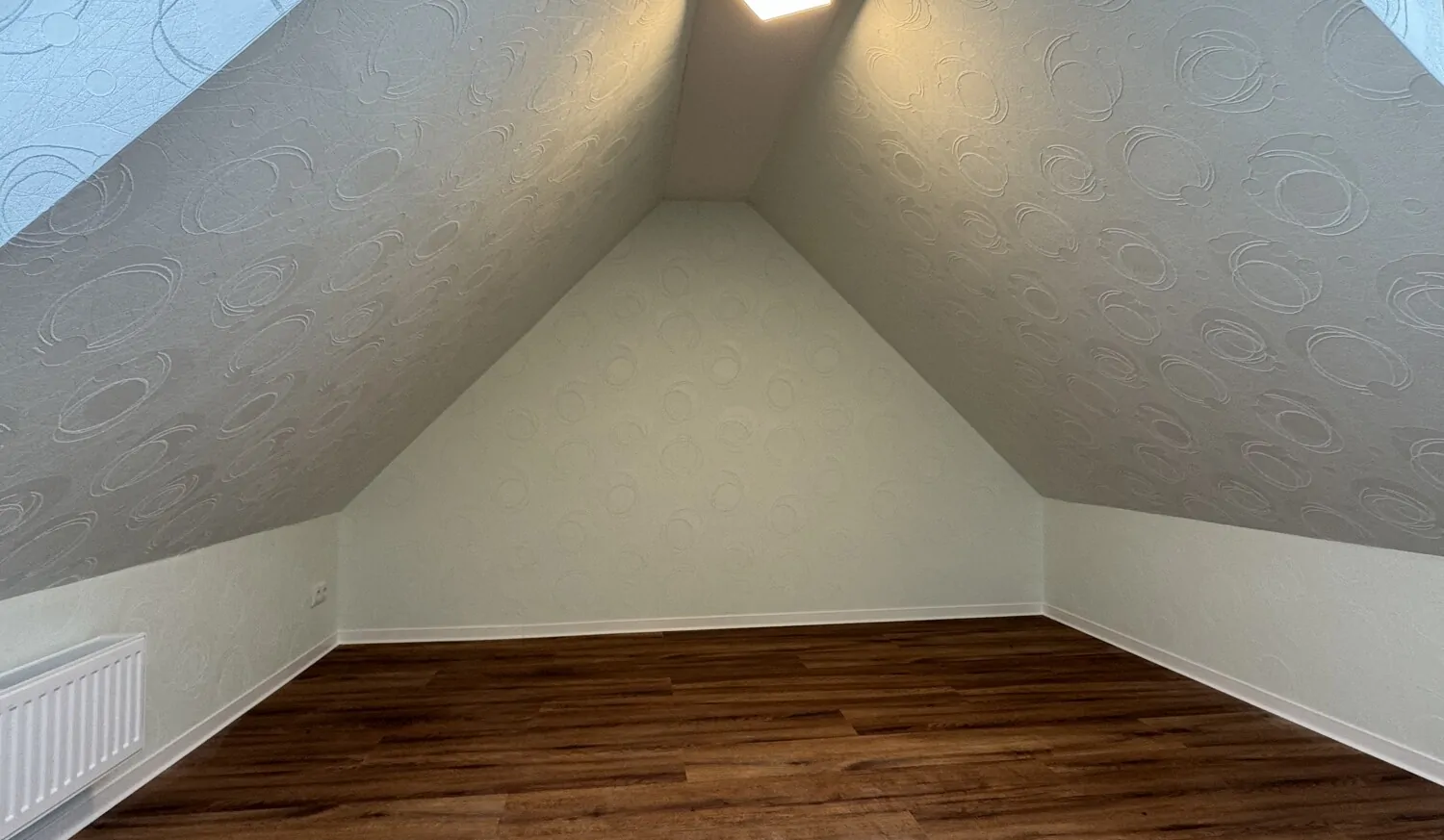 Dachgeschoss Zimmer 1