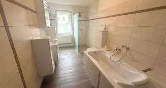 von_poll_real_estate_property_25472005_image_0