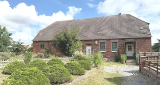 von_poll_real_estate_property_25472015_image_1