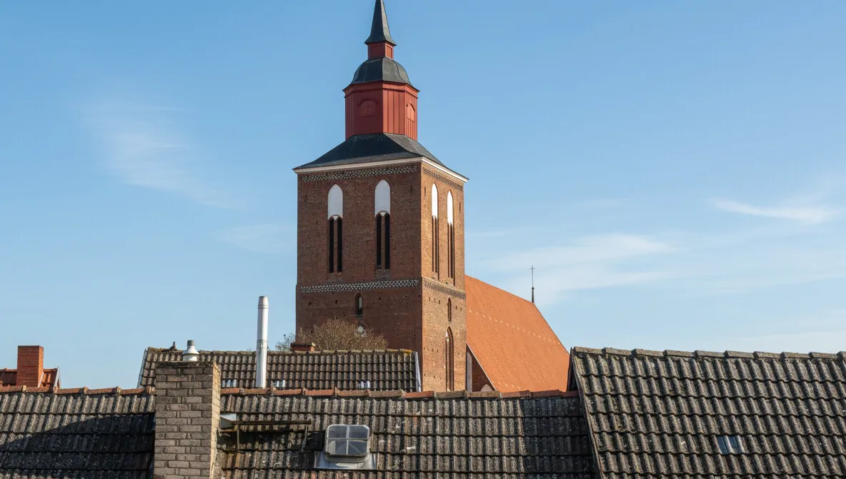Ausblick aus dem Dachgeschoss auf St. Petri
