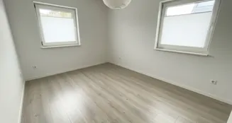 von_poll_real_estate_property_26472013_image_3