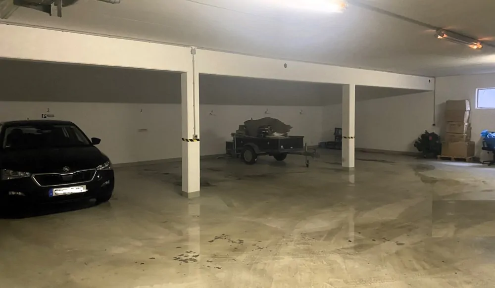 Tiefgarage 1