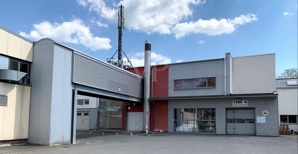 Anlieferung Hallen