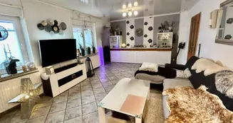 von_poll_real_estate_property_24038011_image_0