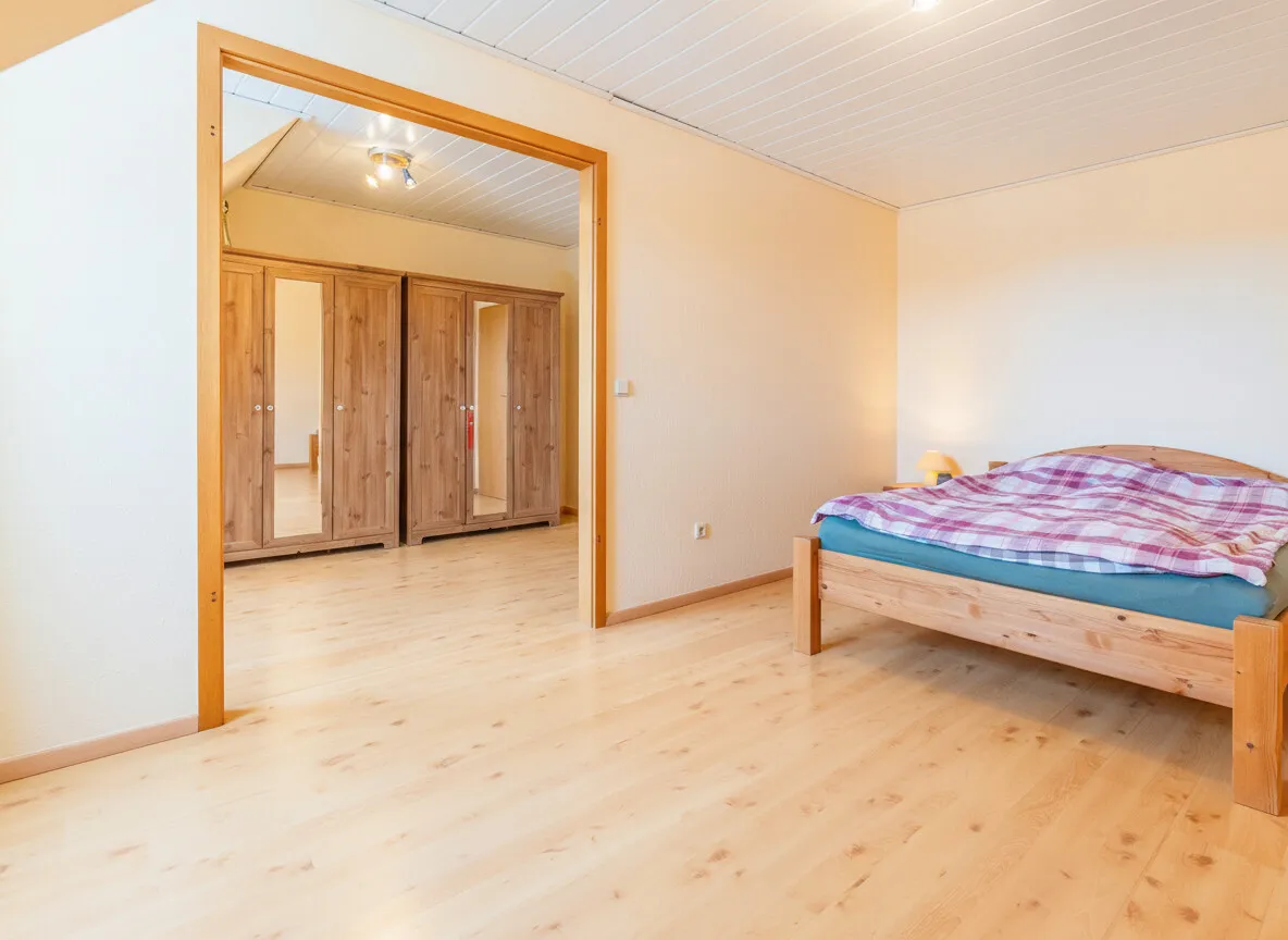 Schlafzimmer - Blick Richtung Ankleide