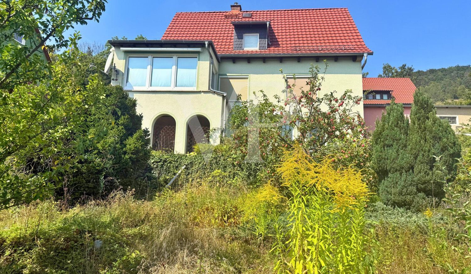 Ein Zuhause mit Aussicht - Einfamilienhaus mit Garten in Jena