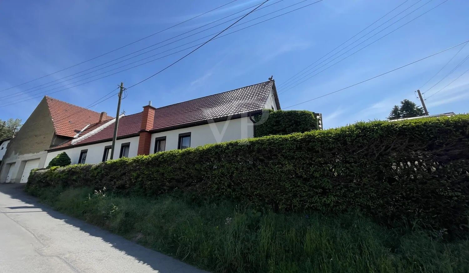 Wohnhaus mit Nebengelass in Jena-Drackendorf