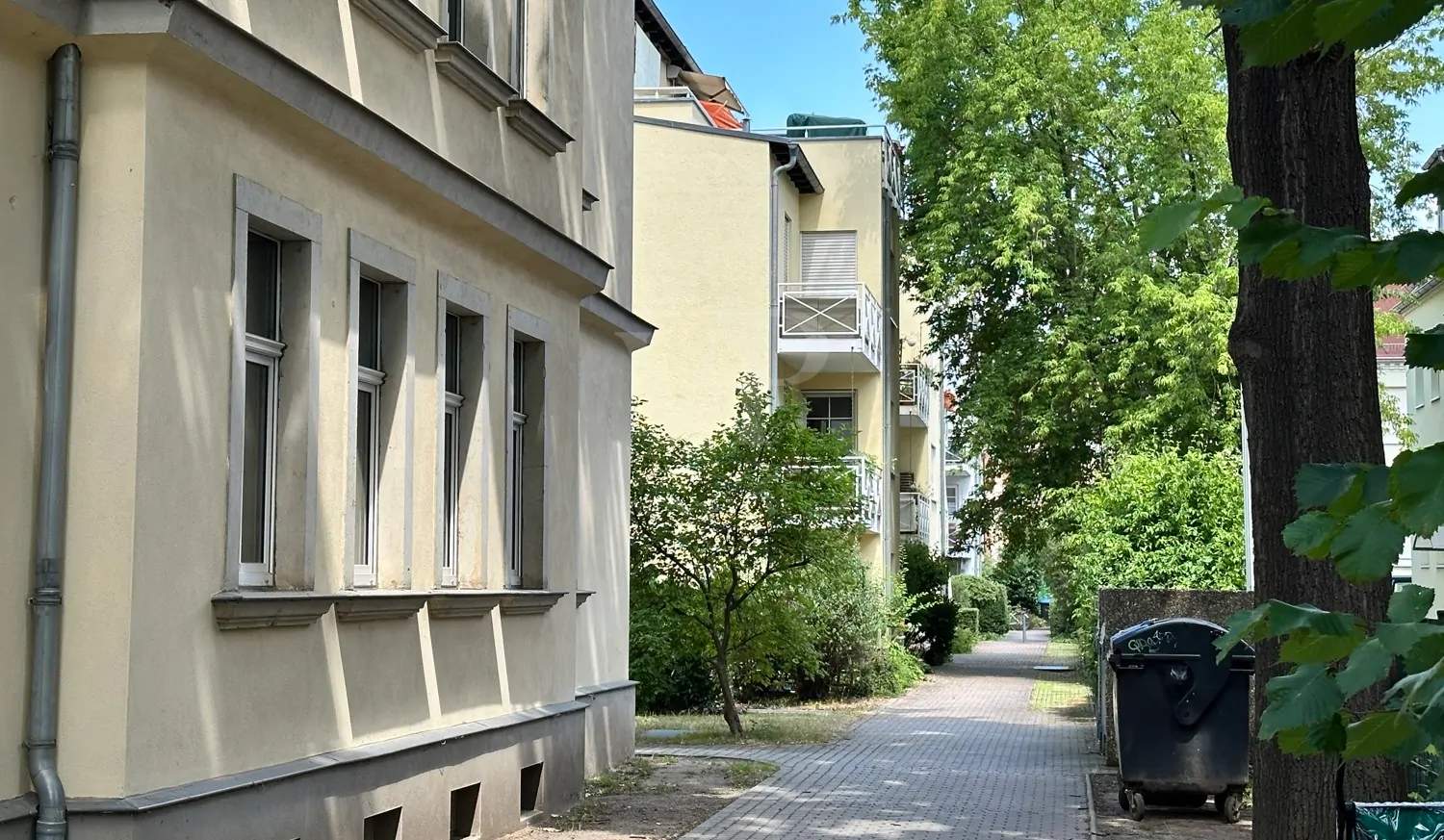 Lage in zweiter Reihe