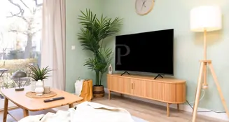 von_poll_real_estate_property_25441023_image_2