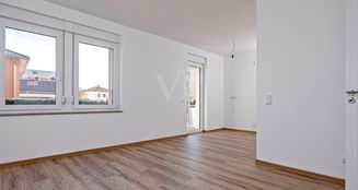 von_poll_real_estate_property_25441034_image_2