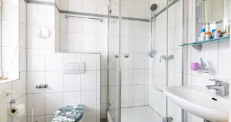 von_poll_real_estate_property_25441082_image_16