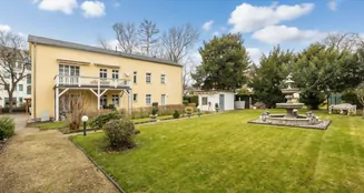 von_poll_real_estate_property_25441082_image_0