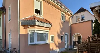 von_poll_real_estate_property_25441076_image_0