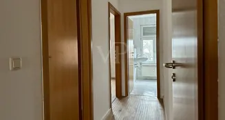 von_poll_real_estate_property_25441078_image_15