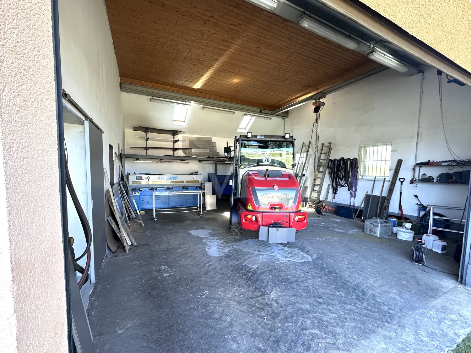 Garage 2
