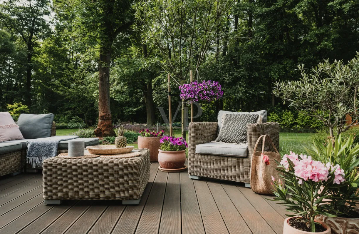 Terrassenausblick aus den Gartenwohnungen