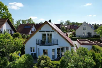 von Poll Immobilien GmbH