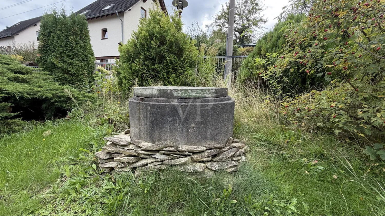 vorhandener Brunnen