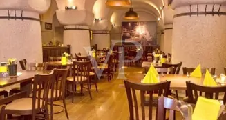 von_poll_real_estate_property_23441019_image_8