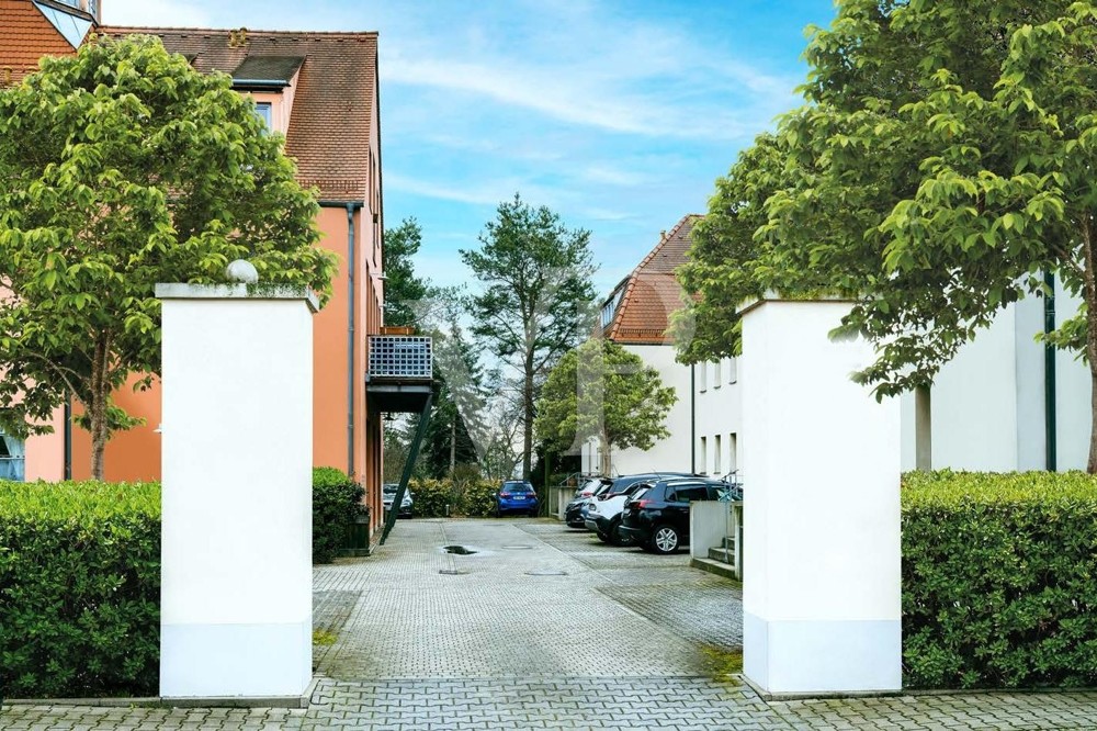 Einfahrt Parkplatz