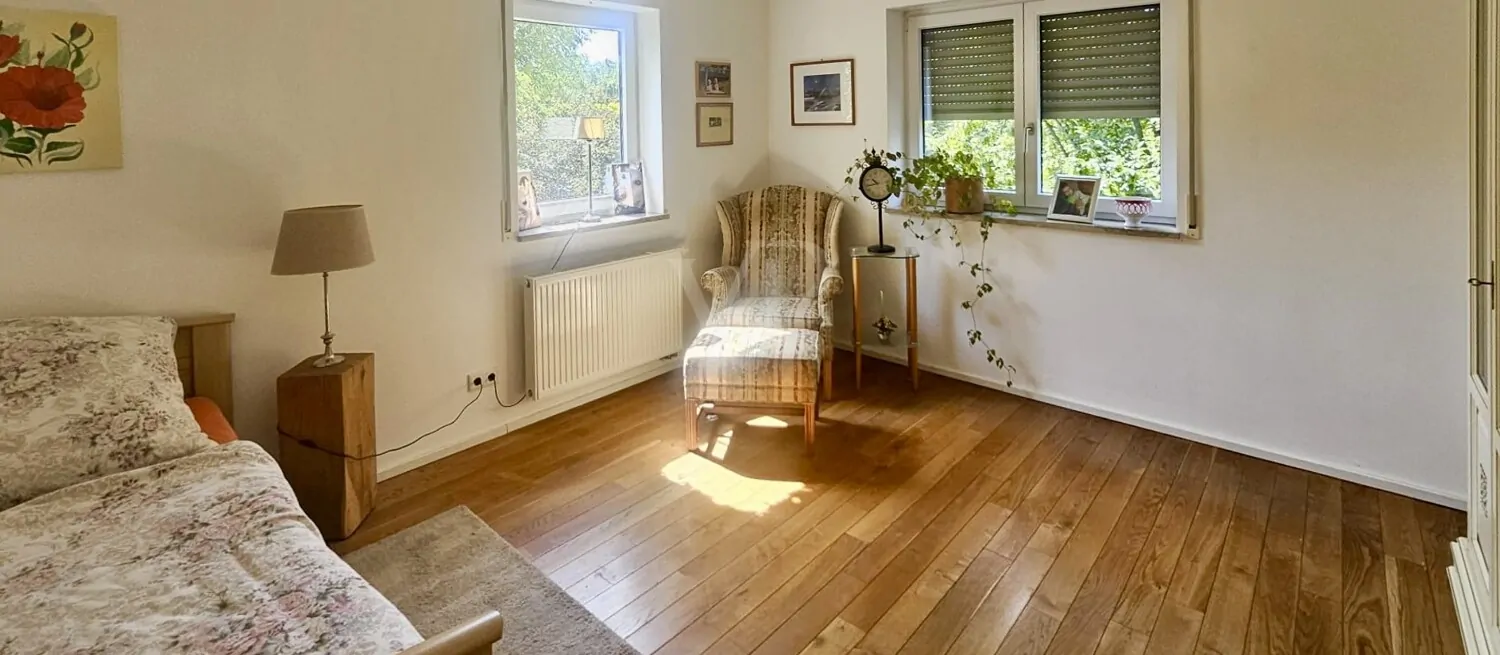 Echtholzbodenbeläge  im OG