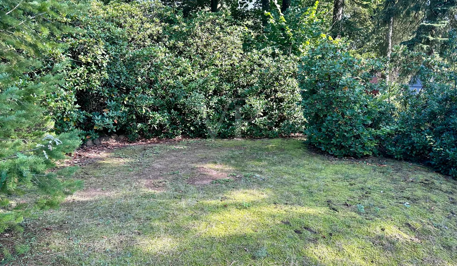 Naturterrasse im Garten