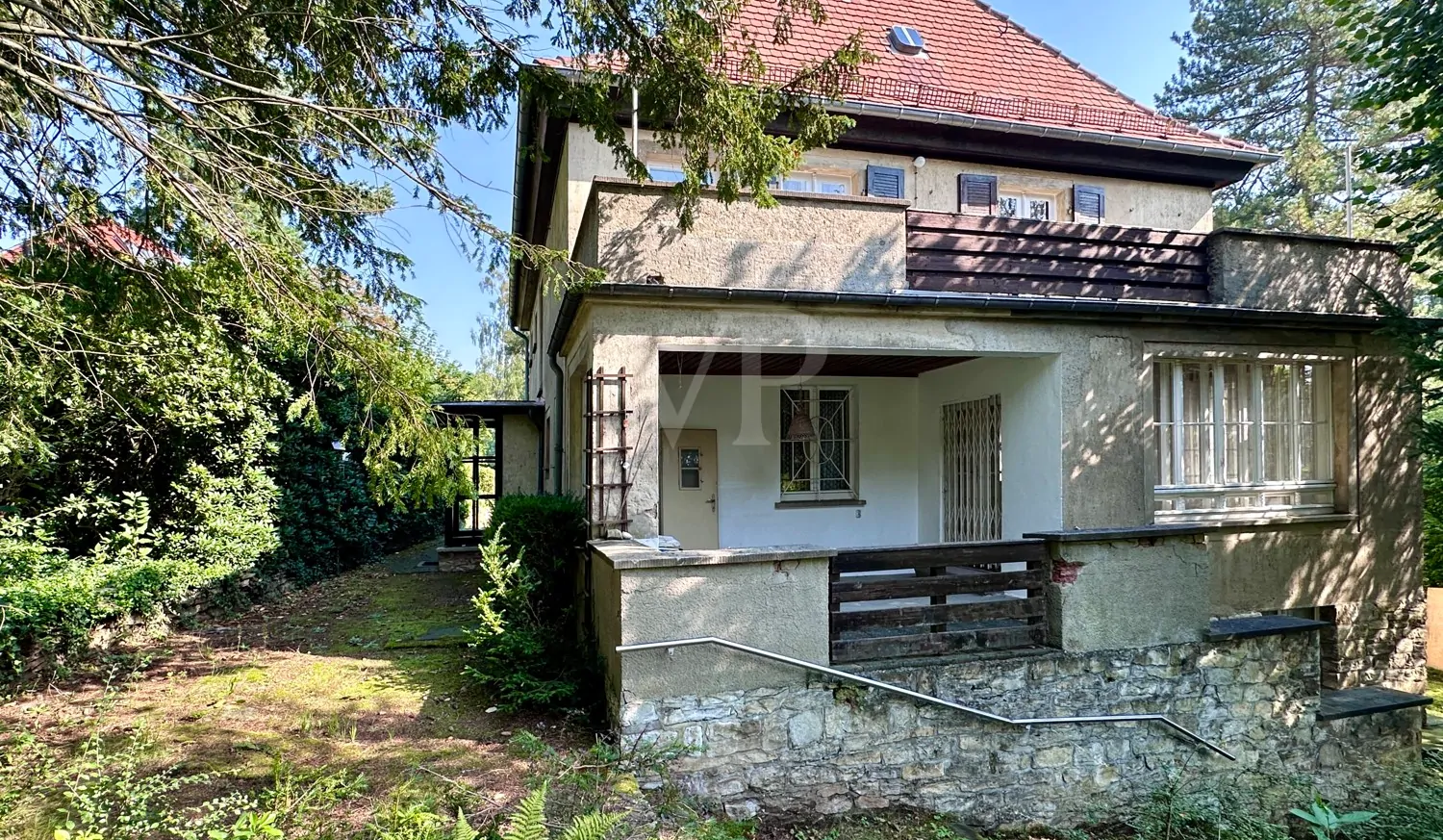 Ansicht West mit Terrasse