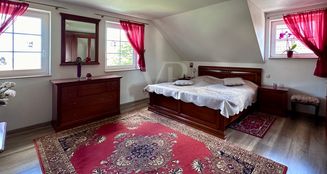 von_poll_real_estate_property_QE999_image_11