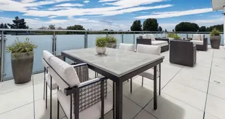 von_poll_real_estate_property_23071080k_image_0