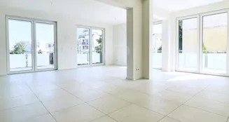 von_poll_real_estate_property_23071011-14a_image_1