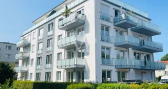 von_poll_real_estate_property_23071080m_image_32