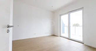 von_poll_real_estate_property_23071080m_image_20