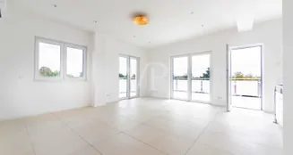 von_poll_real_estate_property_23071080m_image_18