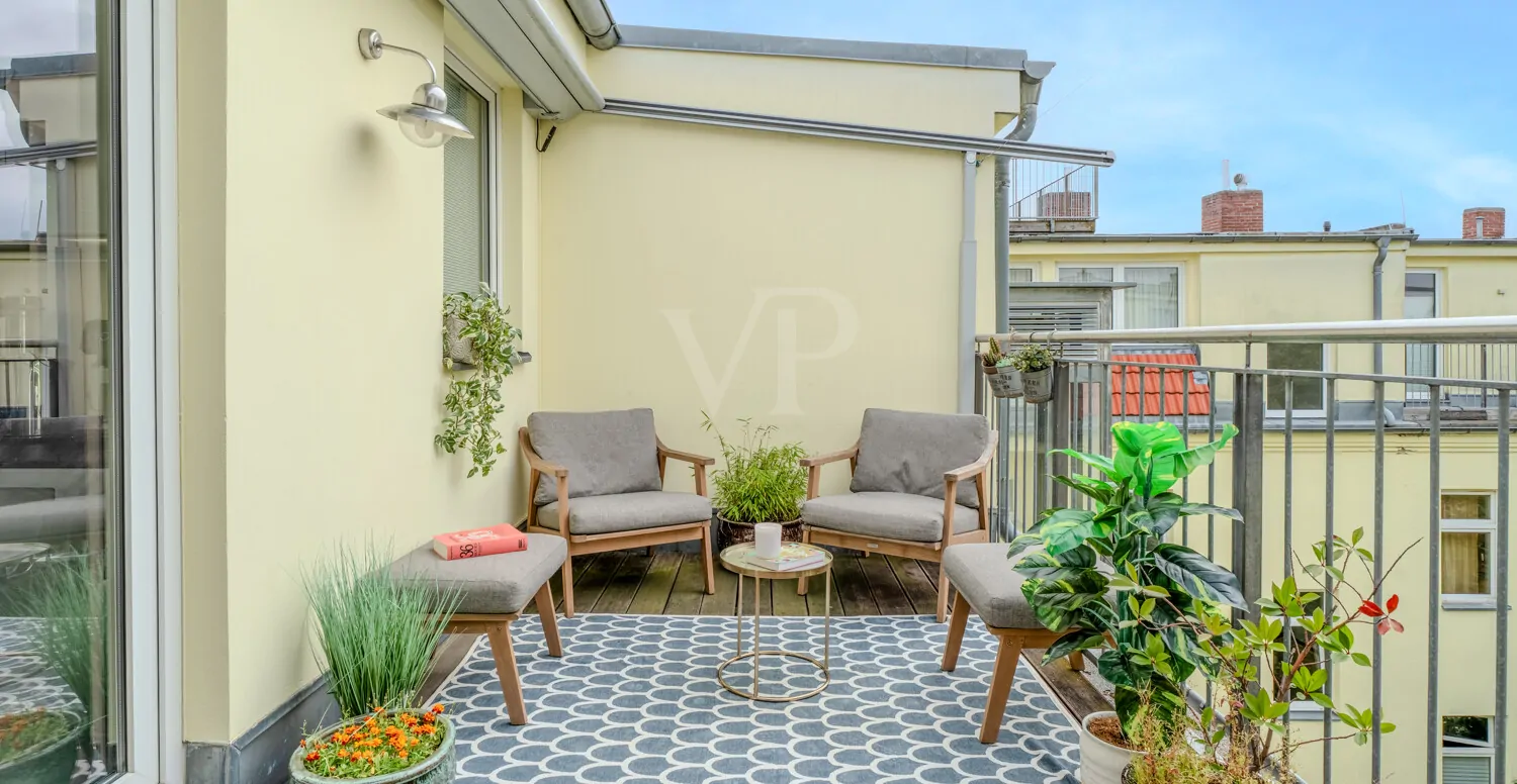 Terrasse mit Markisenanlage