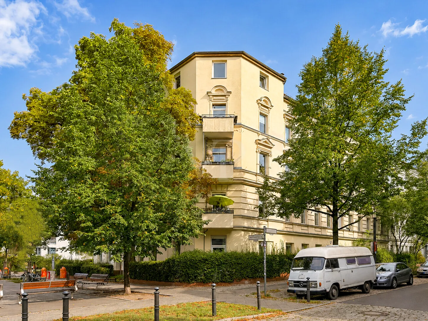 Straßenansicht